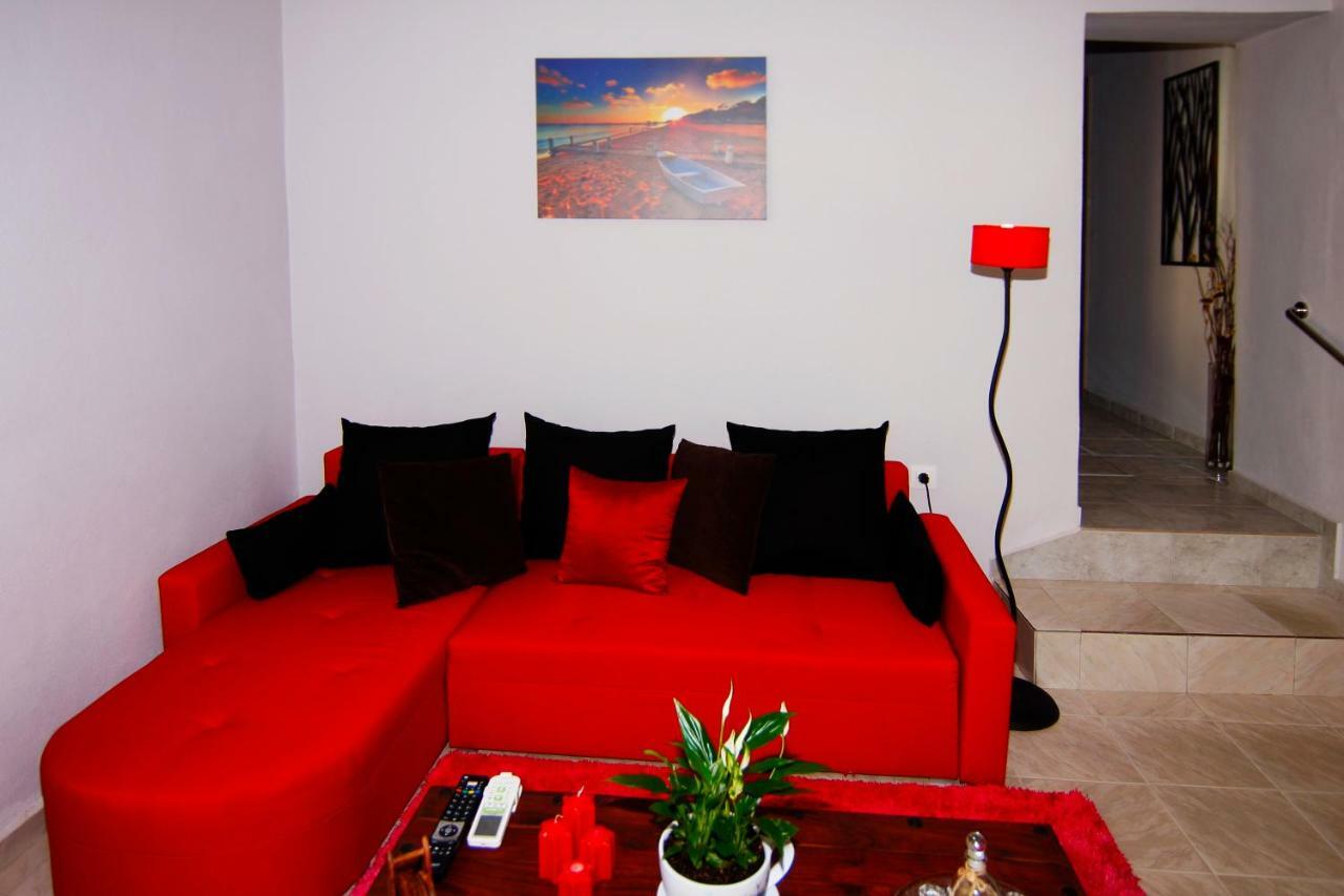 Maria'S House In Front Of The Beach Chania  Exterior foto